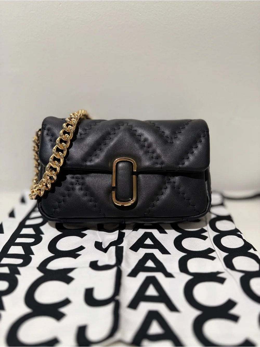 NWT Marc Jacobs small quilted Jmarc shoulder bag - black